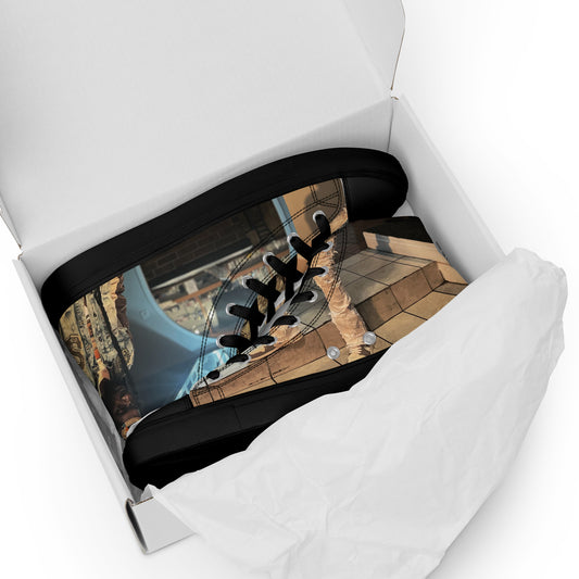 Men’s high top canvas shoes