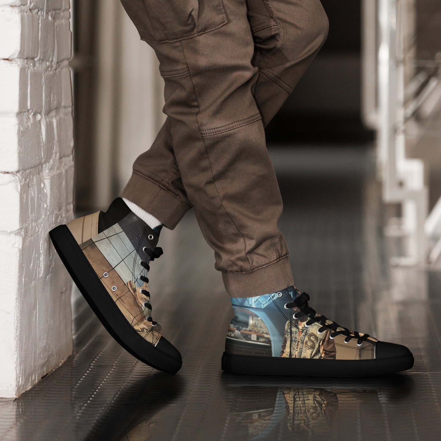 Men’s high top canvas shoes